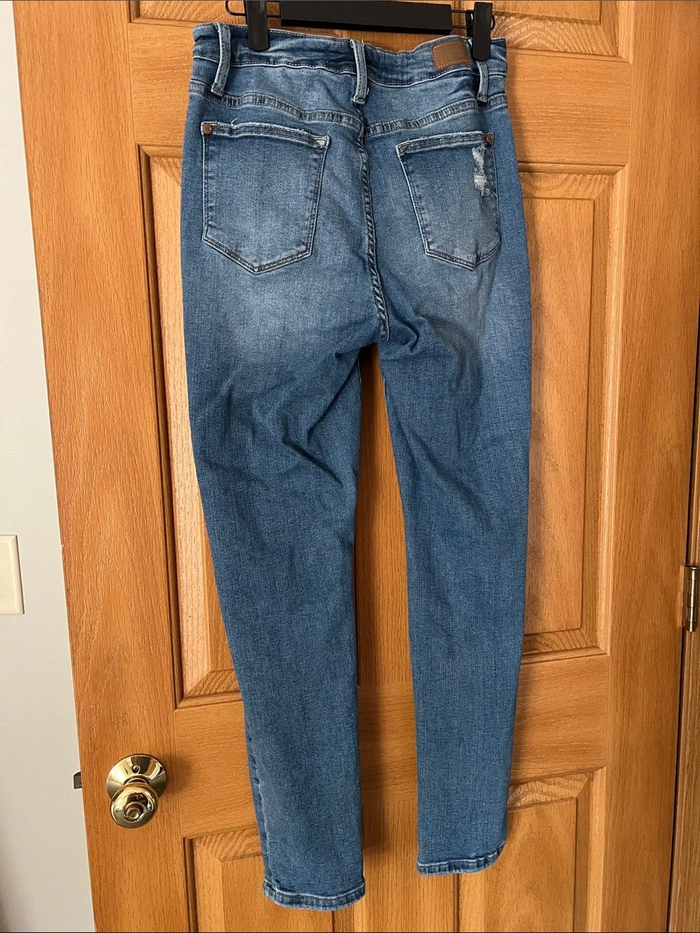 Judy Blue Distressed Medium Blue Boyfriend Jeans